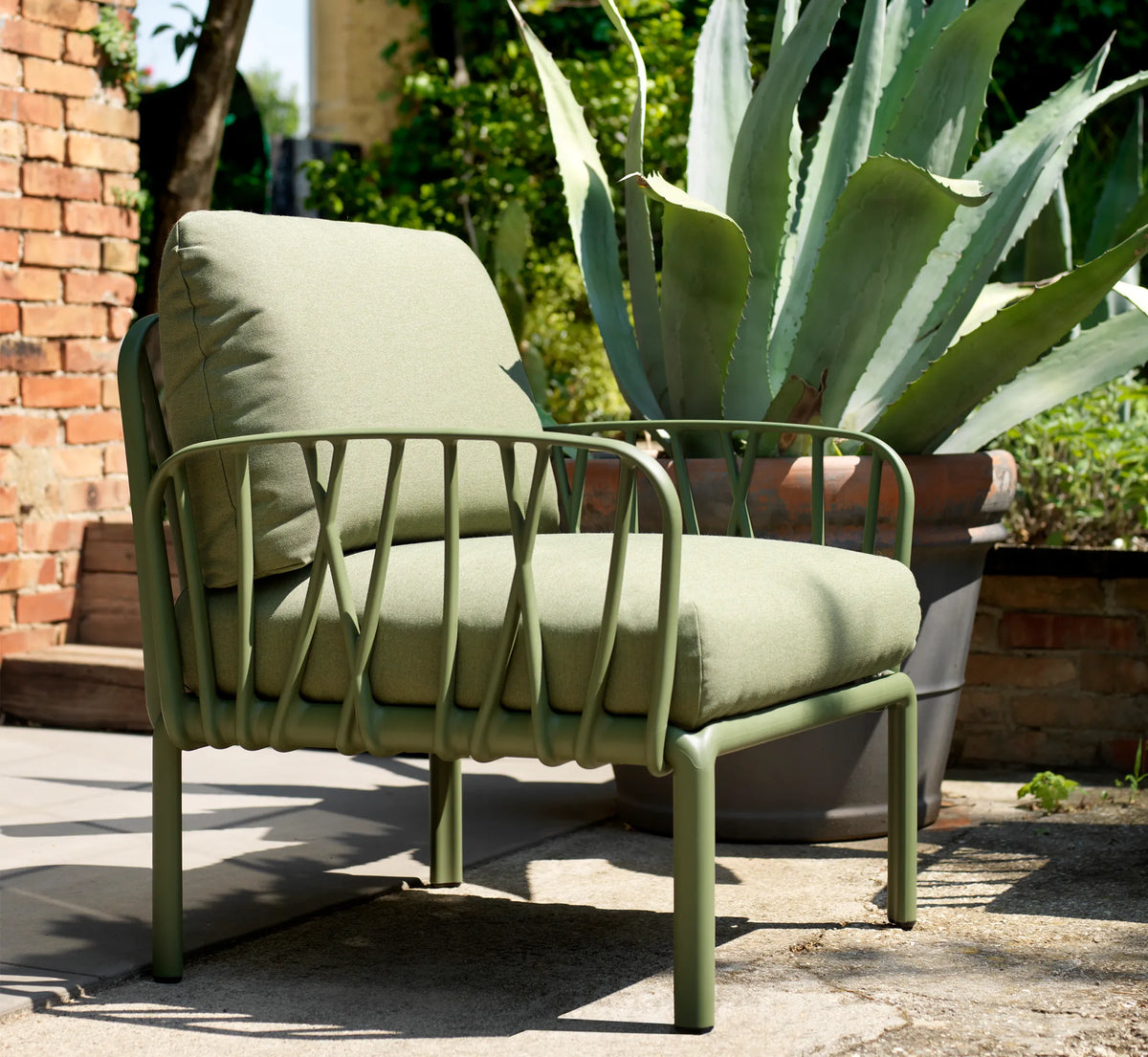 KOMODO Armchair by NARDI