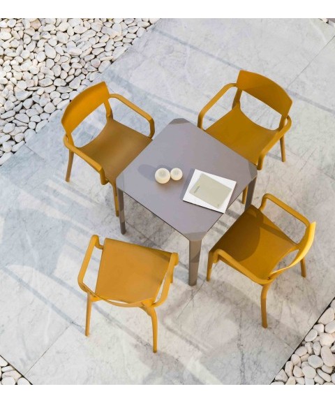 Mesa ONE Cuadrada de EZPELETA 4 Plazas