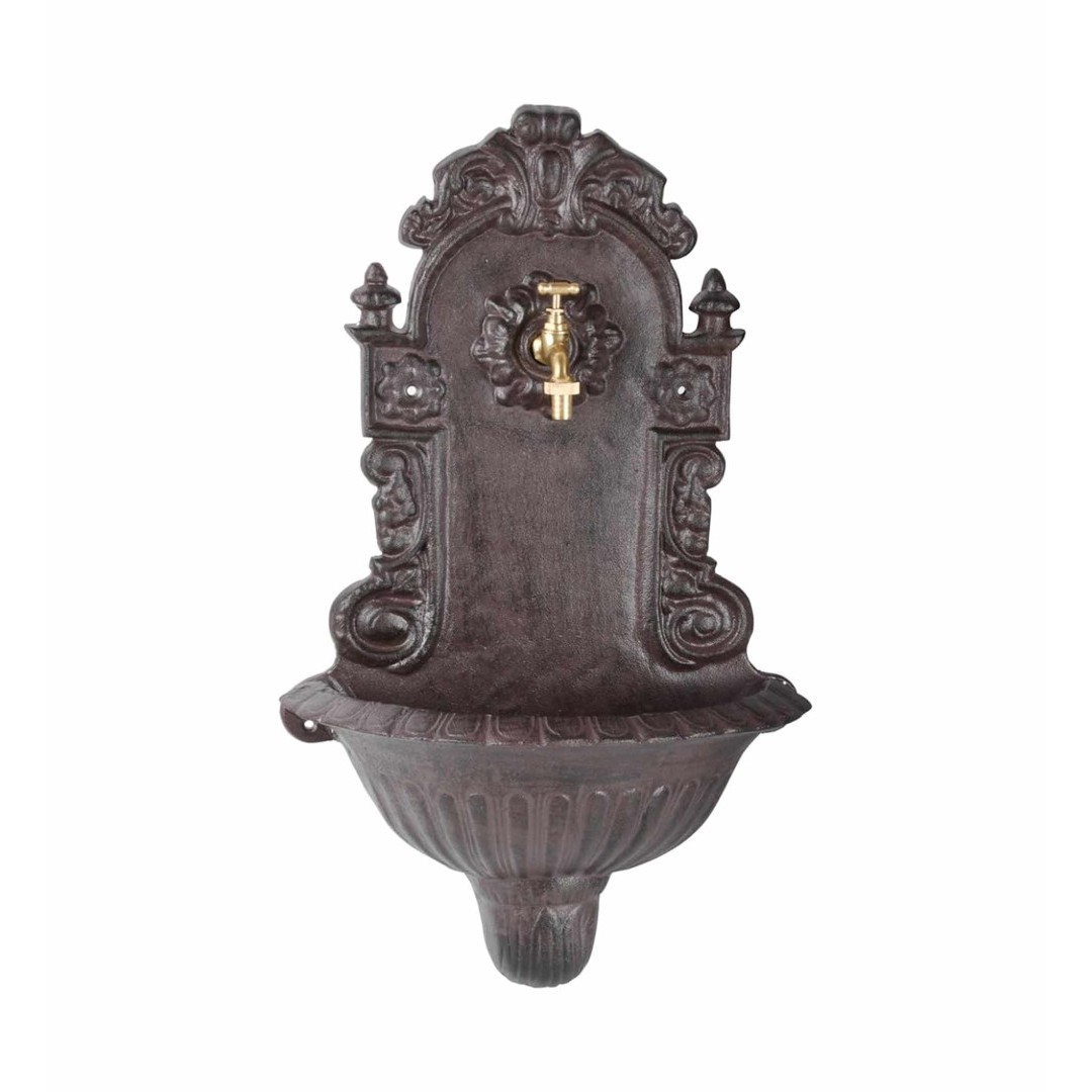 Fuente de Pared con Grifo de Hierro