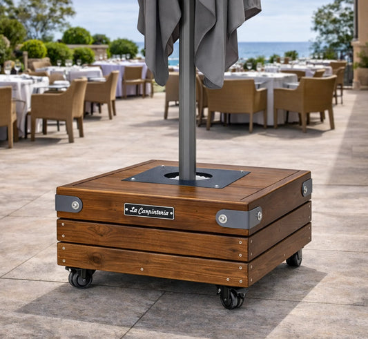 Base DADO 3 en acabado nogal instalada en una terraza de hostelería premium.