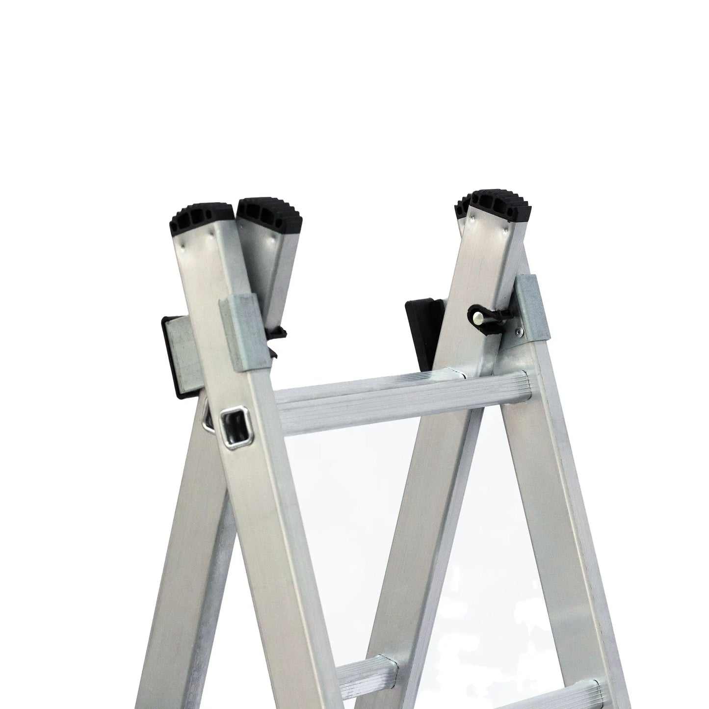 Detalle escalera Big Boy en tijera.