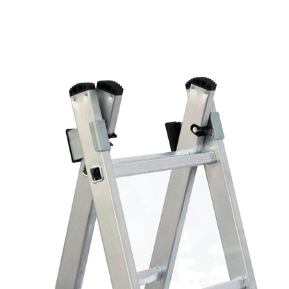 Detalle escalera Big Boy en tijera.