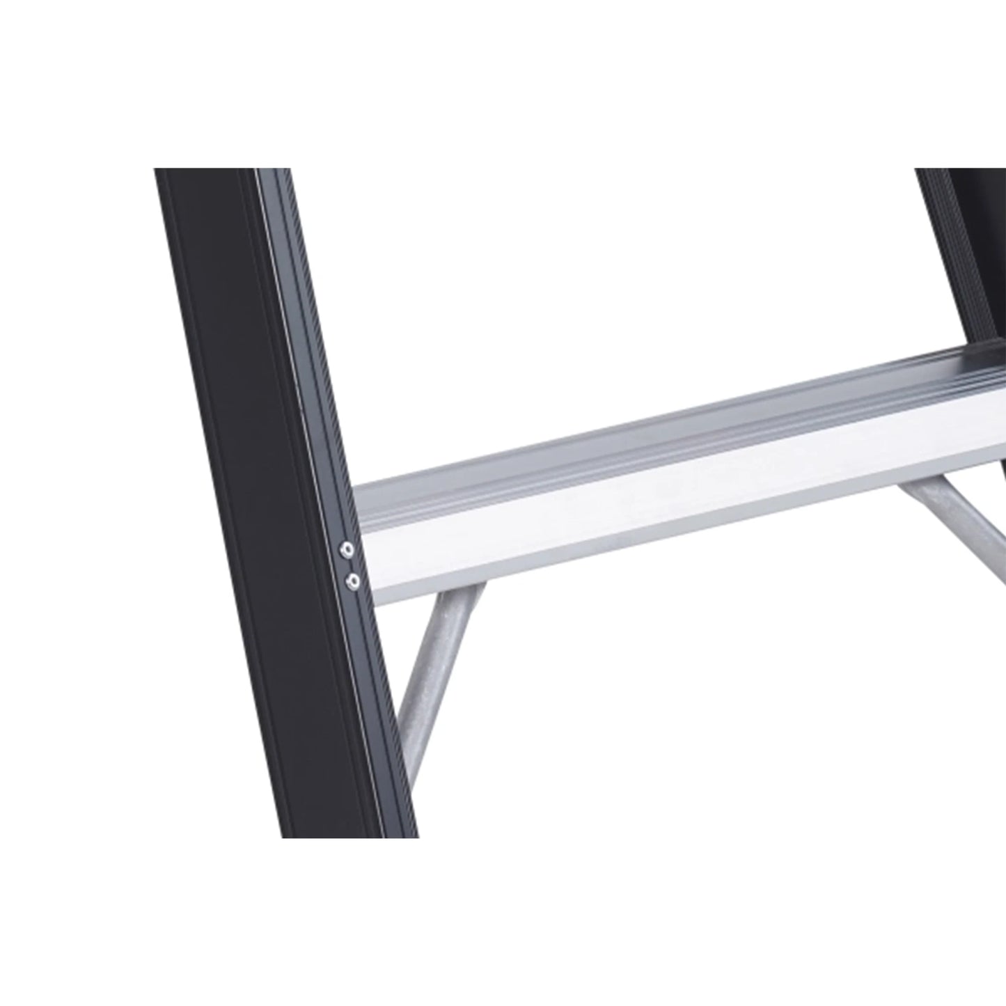 TAURUS TME Warehouse Ladder by ALTREX