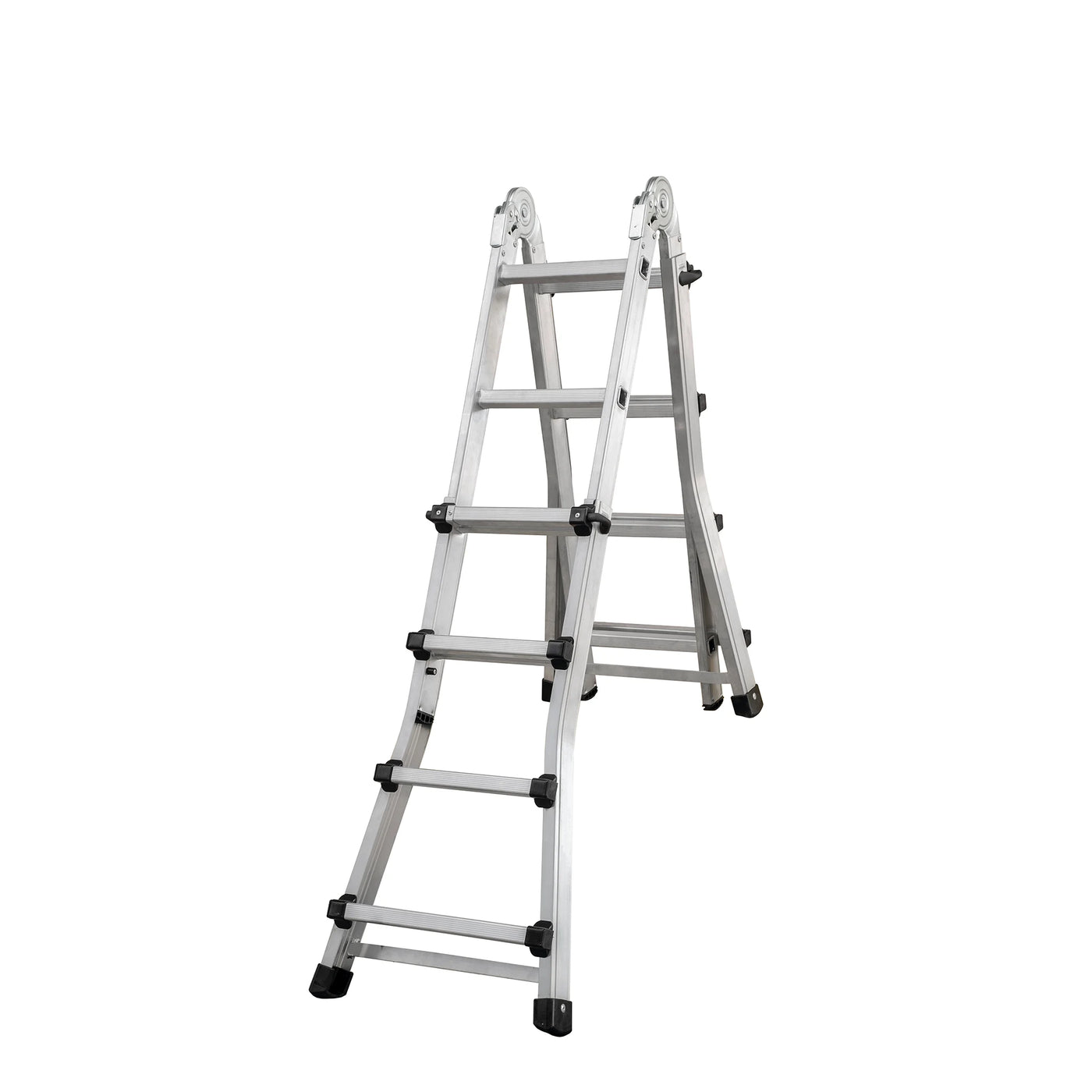 Escalera telescópica de aluminio ECO en posición de tijera para uso doméstico.
