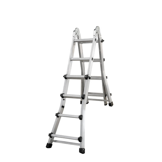 Escalera telescópica de aluminio ECO en posición de tijera para uso doméstico.