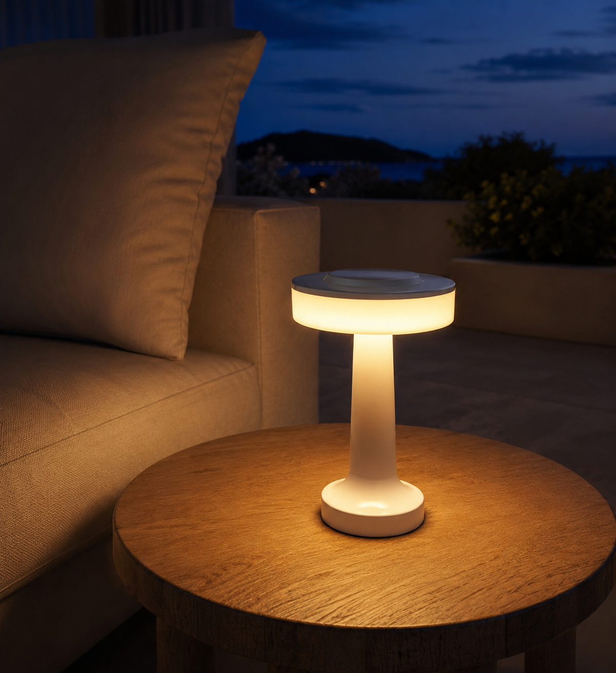 NOE Portable Table Lamp