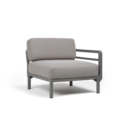 Elemento terminal derecho del sofá modular Máximo de Nardi, con cojines Sunbrella.