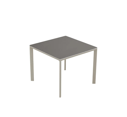Mesa MEET Cuadrada de EZPELETA 4 Plazas