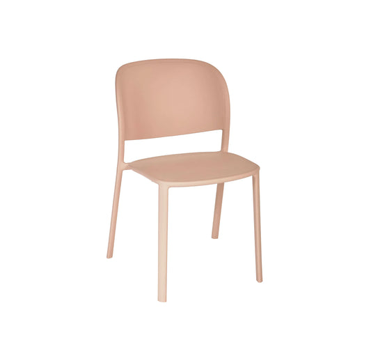 Silla de exterior TRENA de Ezpeleta en rosa con diseño de trama trenzada.