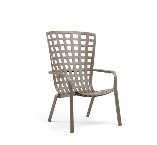 Sillón reclinable FOLIO de Nardi en color taupe, mostrando su diseño ergonómico de lamas continuas.