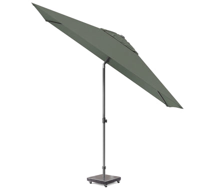 Parasol basculante ideal para balcones urbanos.